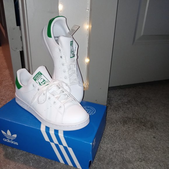 Authentic STAN SMITH - Picture 1 of 1